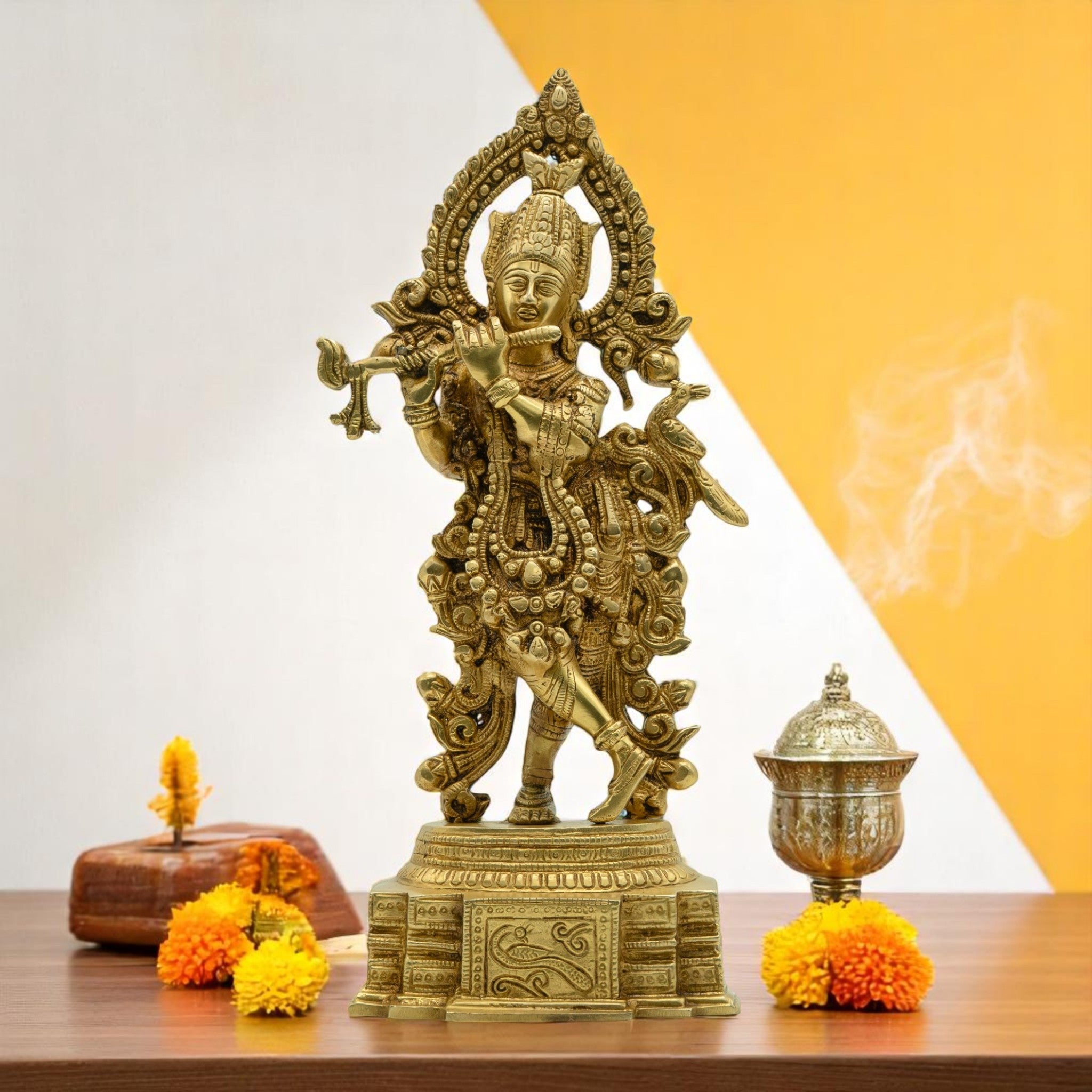 Lord Krishna Brass Idol – Embodiment of Love, Grace & Devotion